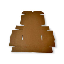 Load image into Gallery viewer, Caixa de Papelão Correio Nº2 15x15x4,5cm 20un