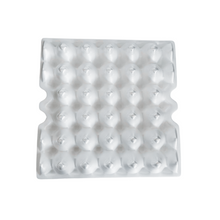 Cargar imagen en el visor de la galería, Bandeja para 30 ovos de isopor pacote com 20 unidades