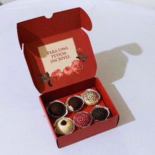 Carregar imagem no visualizador da galeria, Caixa para 6 doces Catherine Carber c/10un
