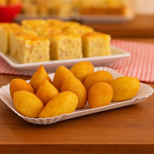 Carregar imagem no visualizador da galeria, Bandeja Papelão Branco N°22 c/100 un