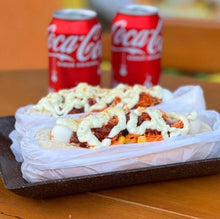 Carregar imagem no visualizador da galeria, Saco Leitoso para Hot Dog 22x14cm 0,008 c/1kg