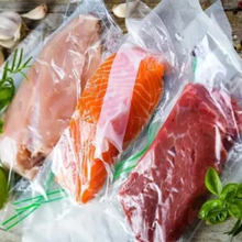 Carregar imagem no visualizador da galeria, Saco Plástico a Vácuo Sem Ranhuras 20x30cm 0,12 Coex c/500 un