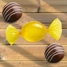 Load image into Gallery viewer, Embalagem para Trufa Amarelo 14,5x15,5cm Carber c/100 un