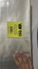 Cargar y reproducir el video en el visor de la galería, Saco plástico transparente PP 15x40x0,006 c/1 KG