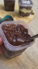 Carregar e reproduzir vídeo no visualizador da galeria, Pote Quadrado Transparente 220ml Tampa com Lacre c/100 un