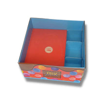 Load image into Gallery viewer, Caixa para Meio Ovo 100g + 3 Forminhas Floquinhos Páscoa Cromus c/6 un