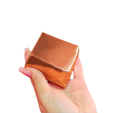 Carregar imagem no visualizador da galeria, Papel Chumbo para Bolo Gelado Rose Gold 20x22cm Carber c/100 un